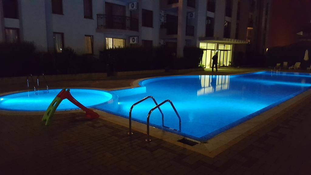 Alex Deluxe Apartments Slântsjev Brjag Eksteriør bilde